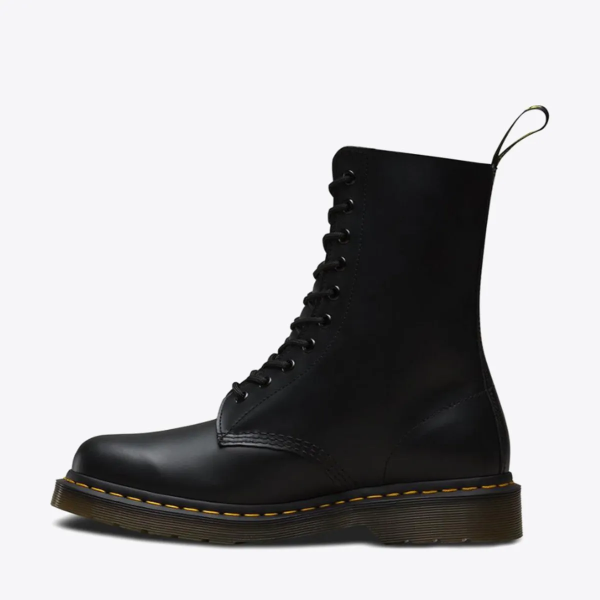 1490 10 Eye Boot - Black