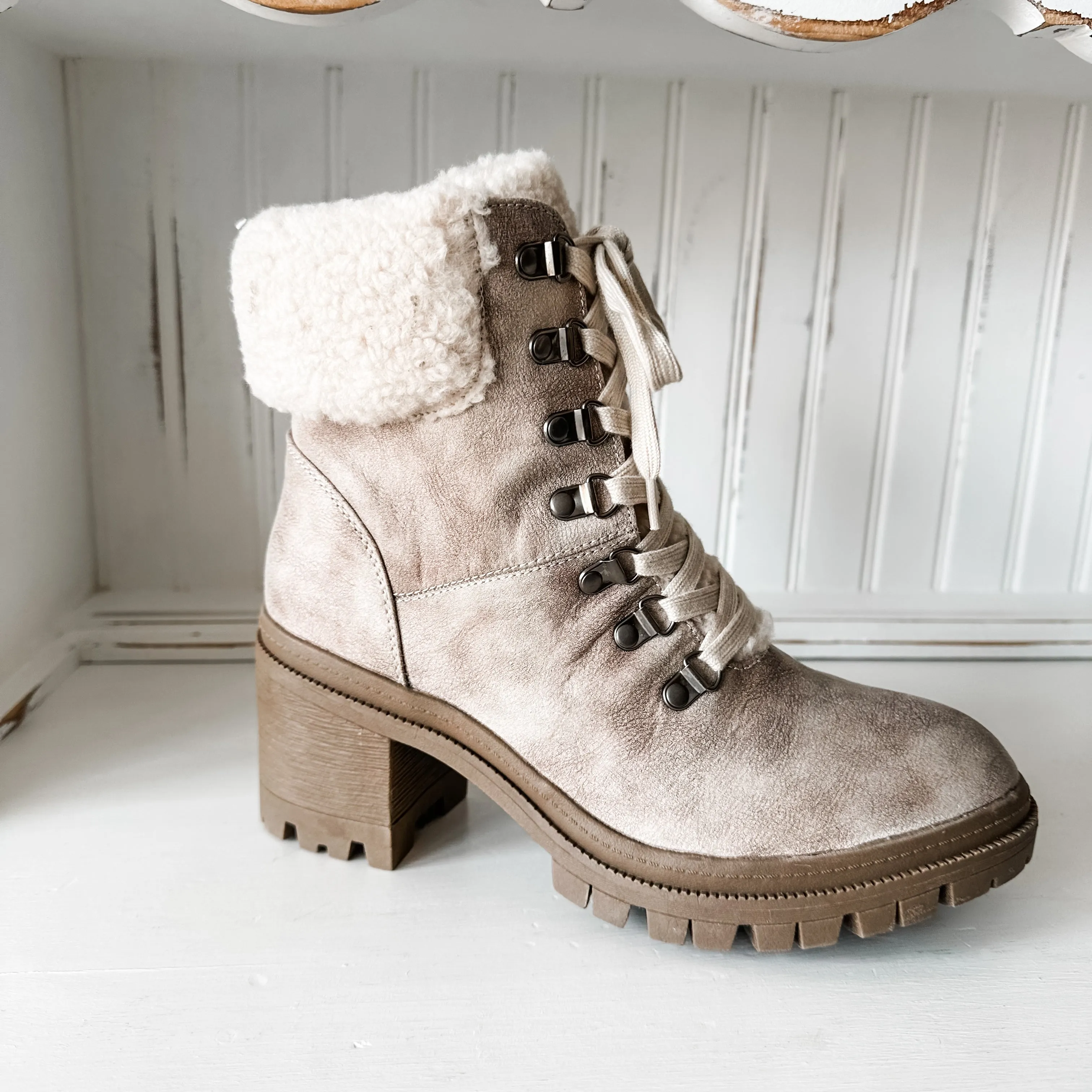 Alpine Boot - Cream