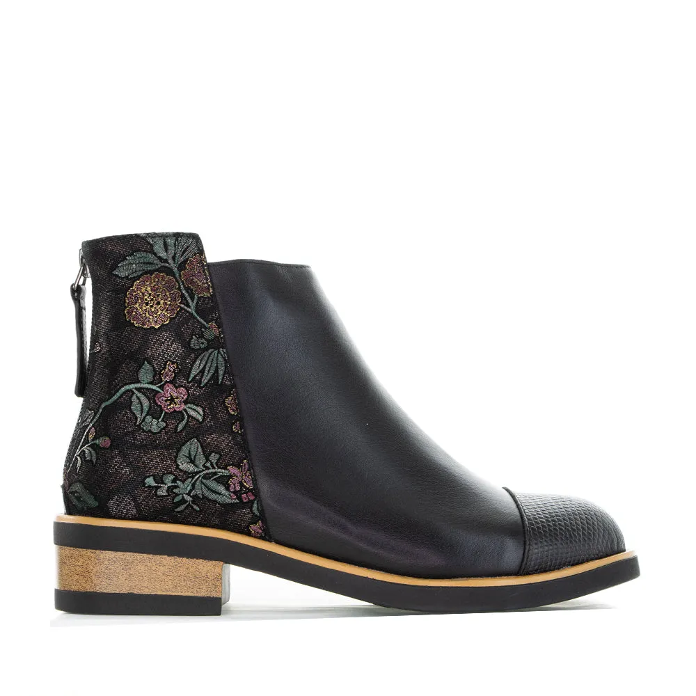 BRESLEY DUCK BLACK ROSE