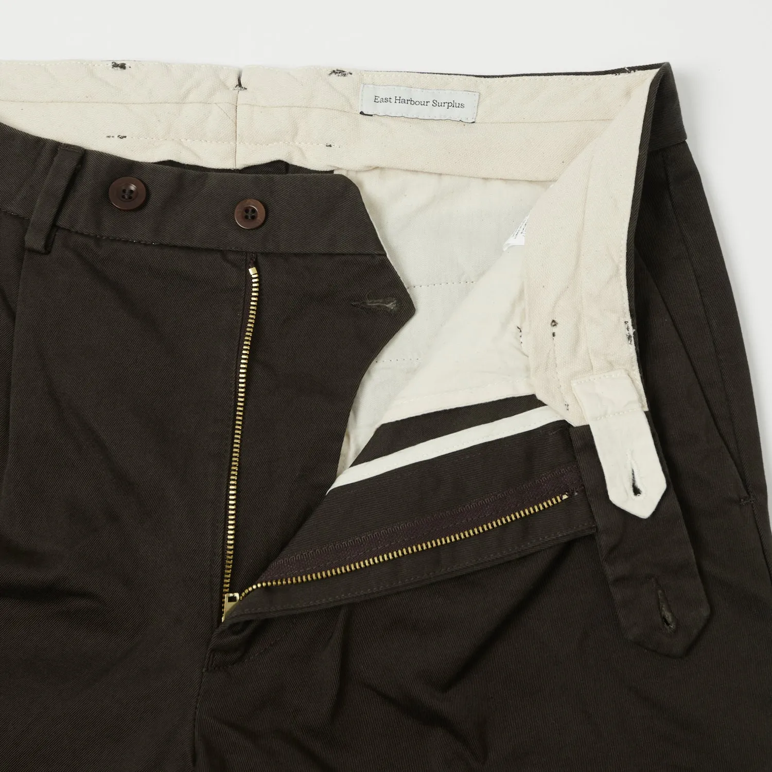 East Harbour Surplus Martin Chino - Chocolate