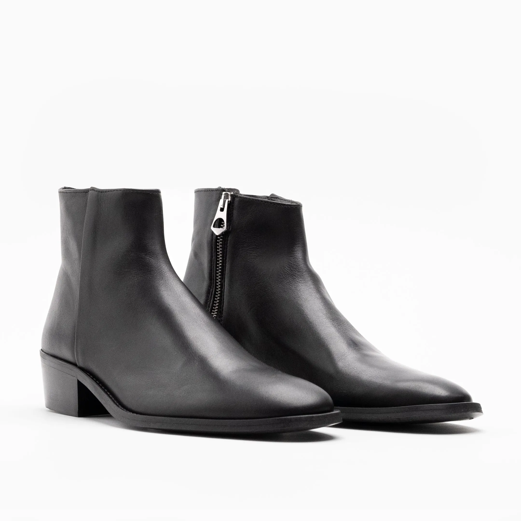 Hoxton Low Cuban Heel Zip Up Boot