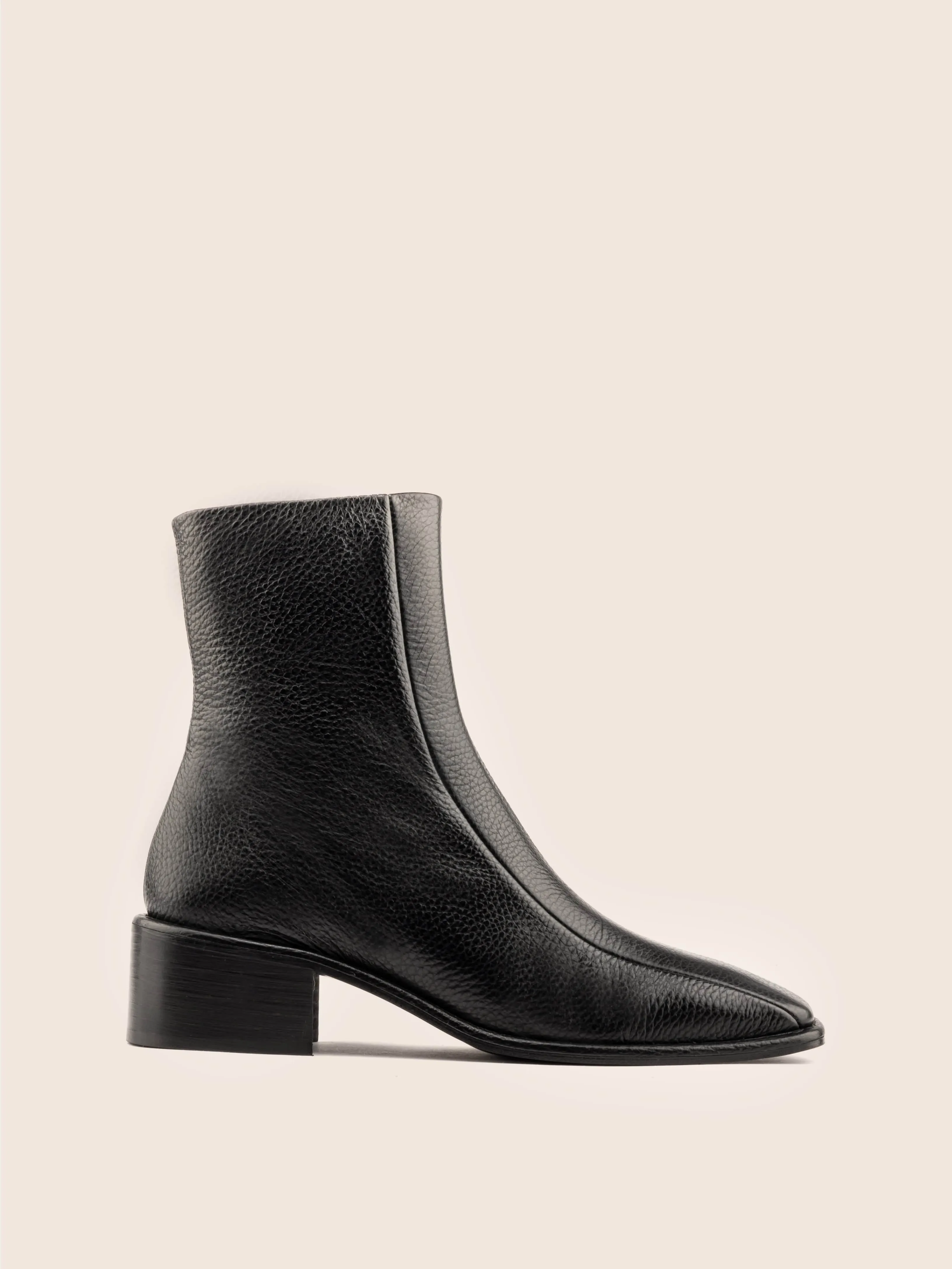 Sevilla Black Boot