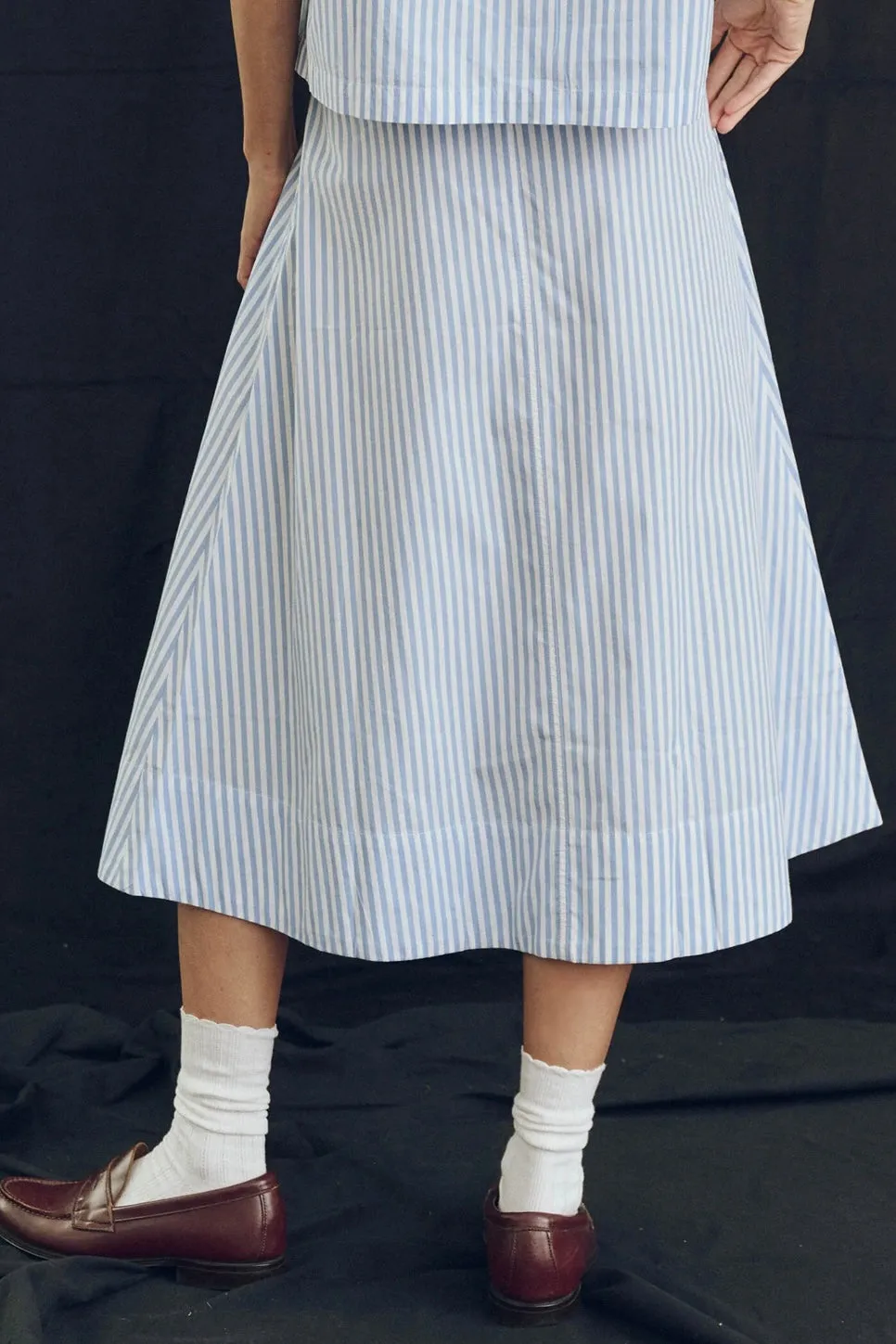 THE FIELD SKIRT