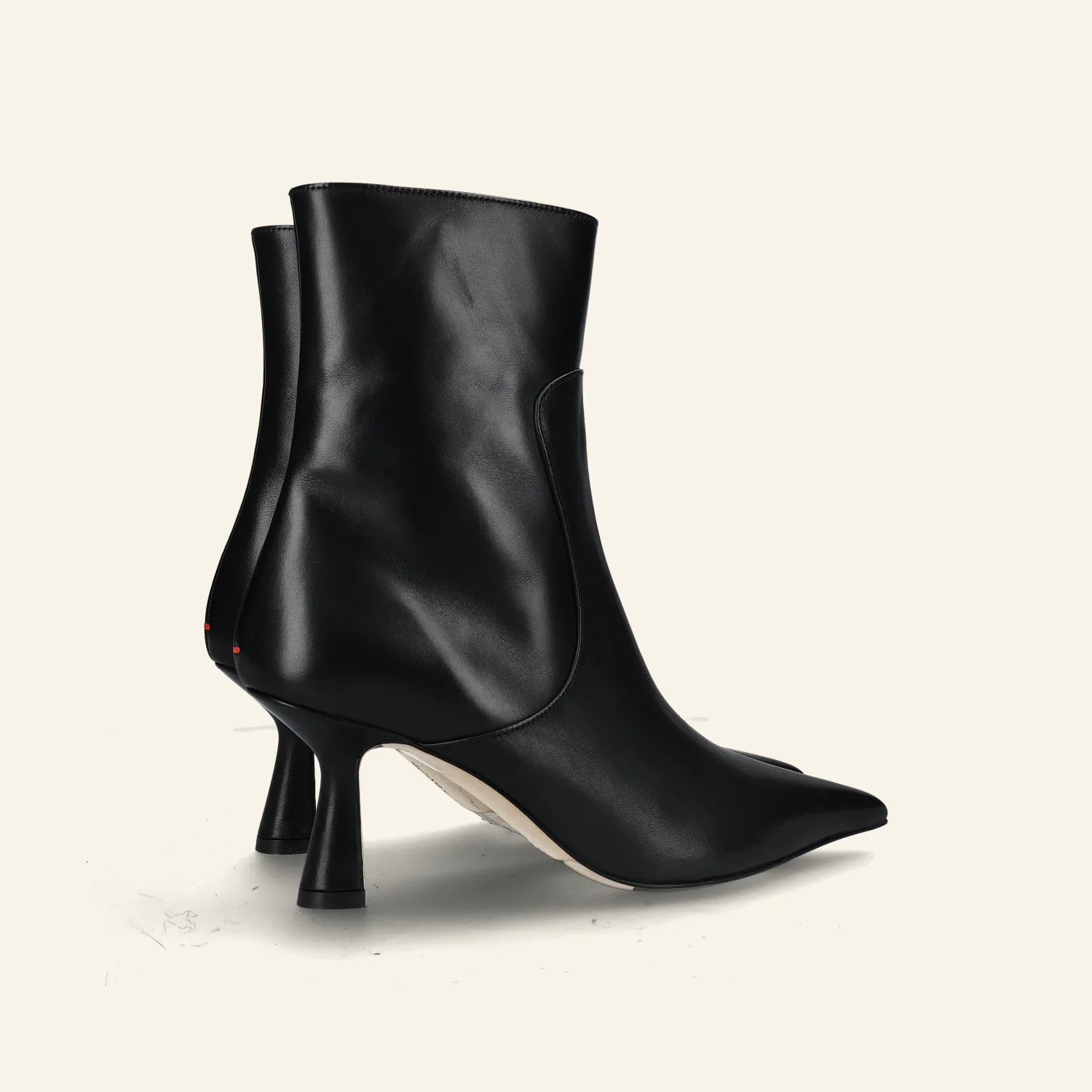 ZURI | Soft Calf Leather Black